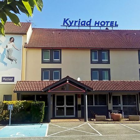 Kyriad Lyon Est - Saint Bonnet De Mure Kültér fotó