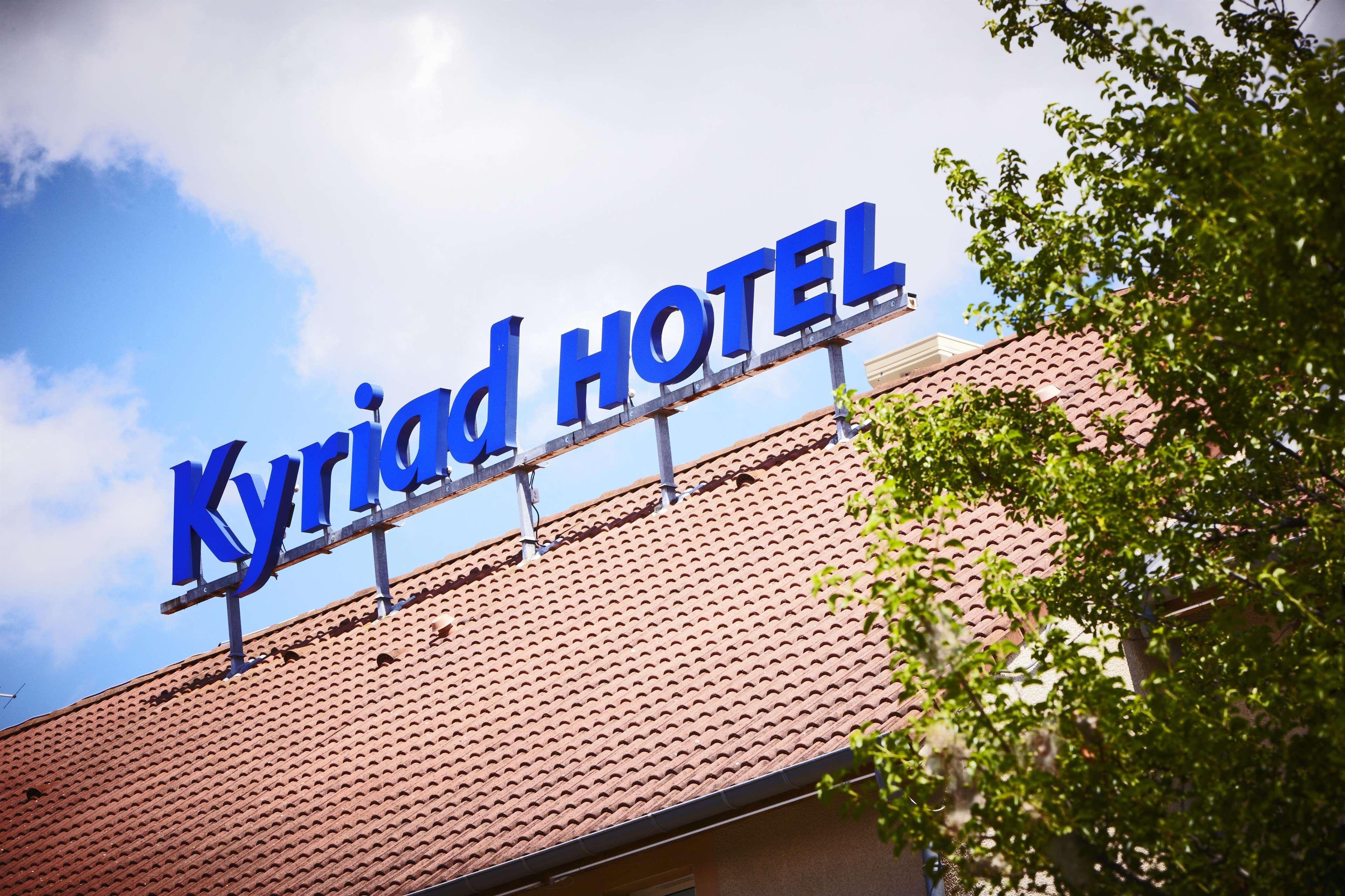 Kyriad Lyon Est - Saint Bonnet De Mure Kültér fotó