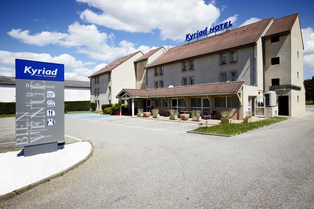 Kyriad Lyon Est - Saint Bonnet De Mure Kültér fotó